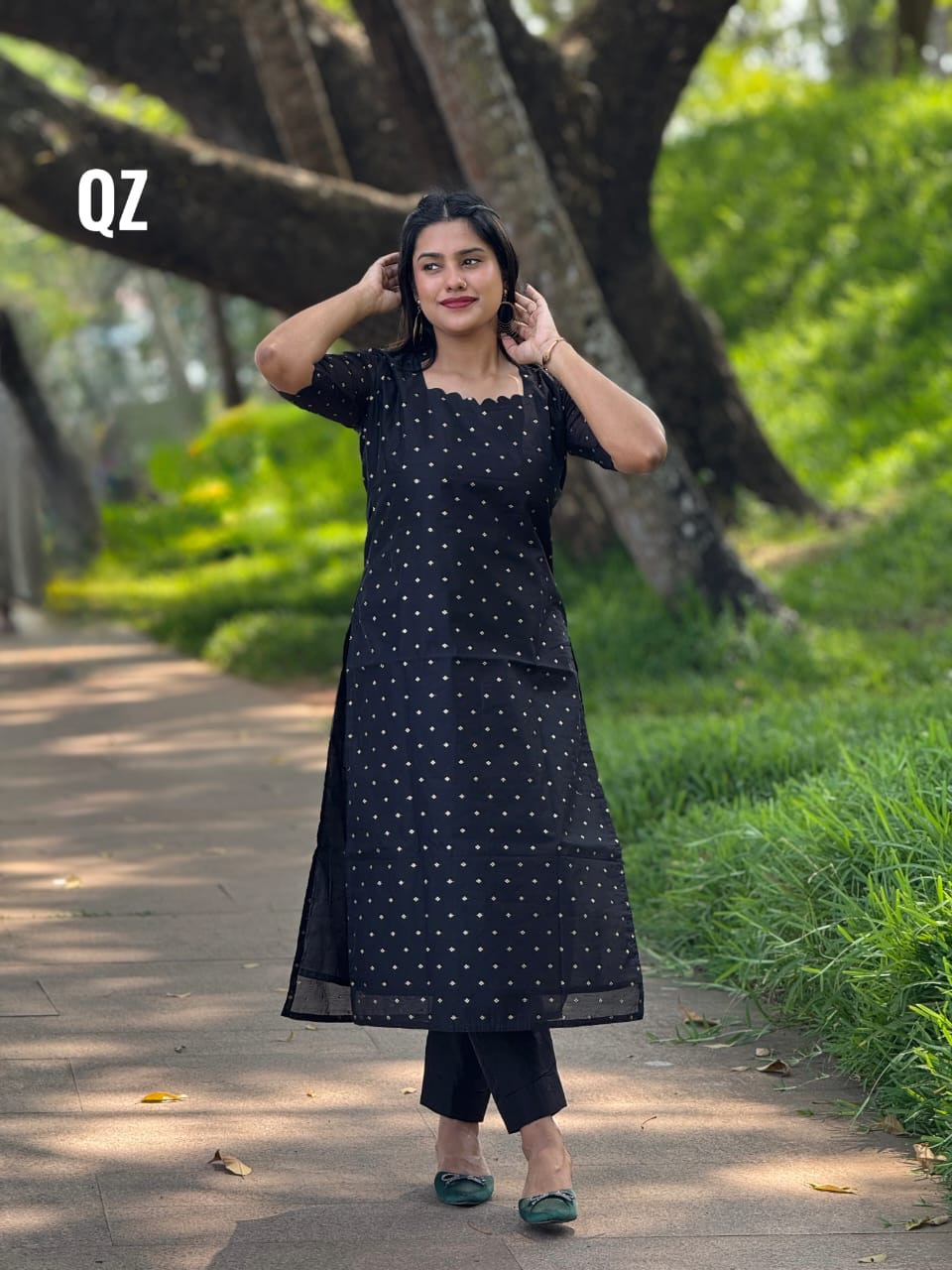 Elegant Black Chanderi 2-Piece Set