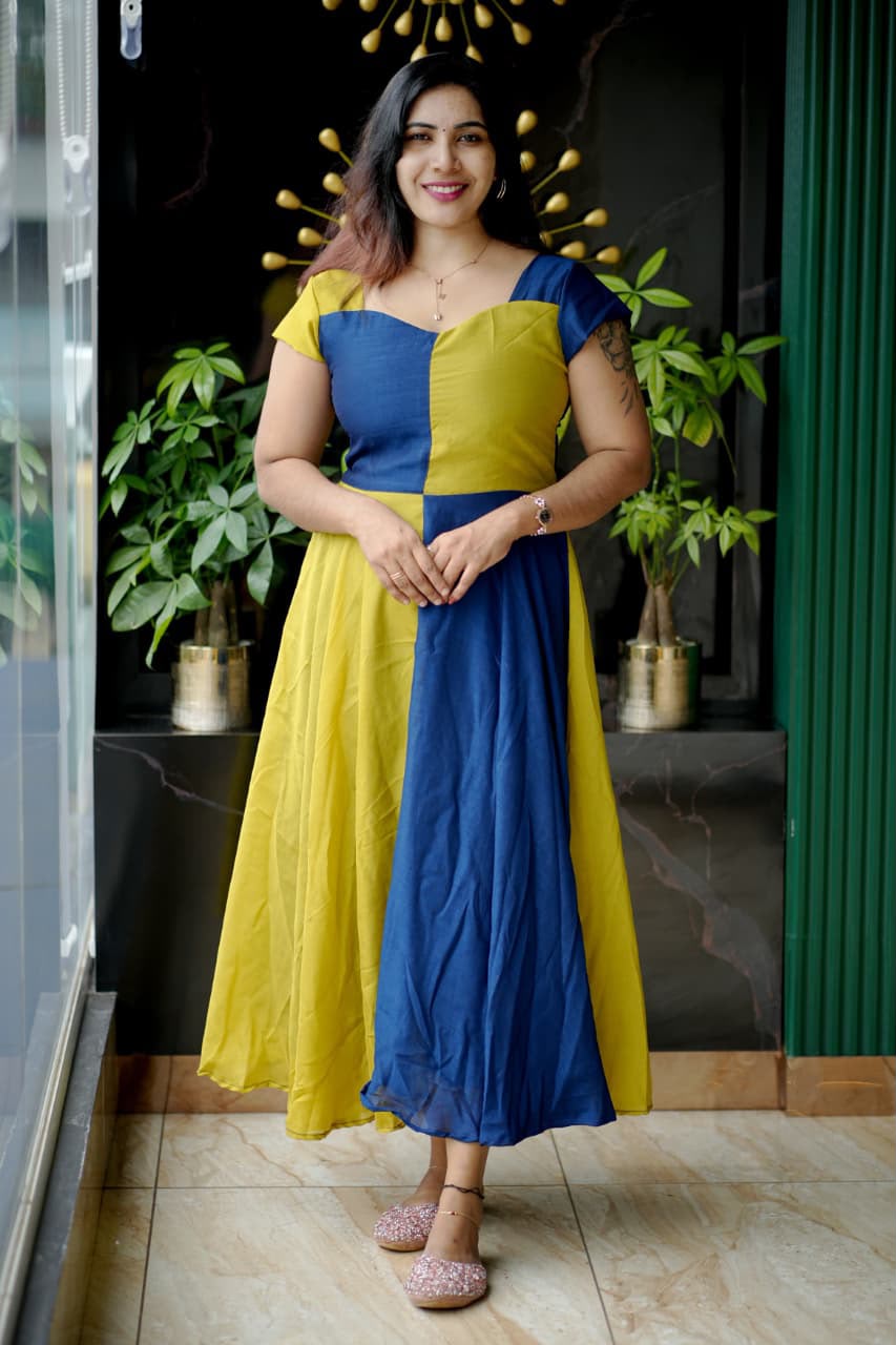 Premium Georgette Party Wear Cord Set with Handworked Shoulder & Sleeves - Image 3