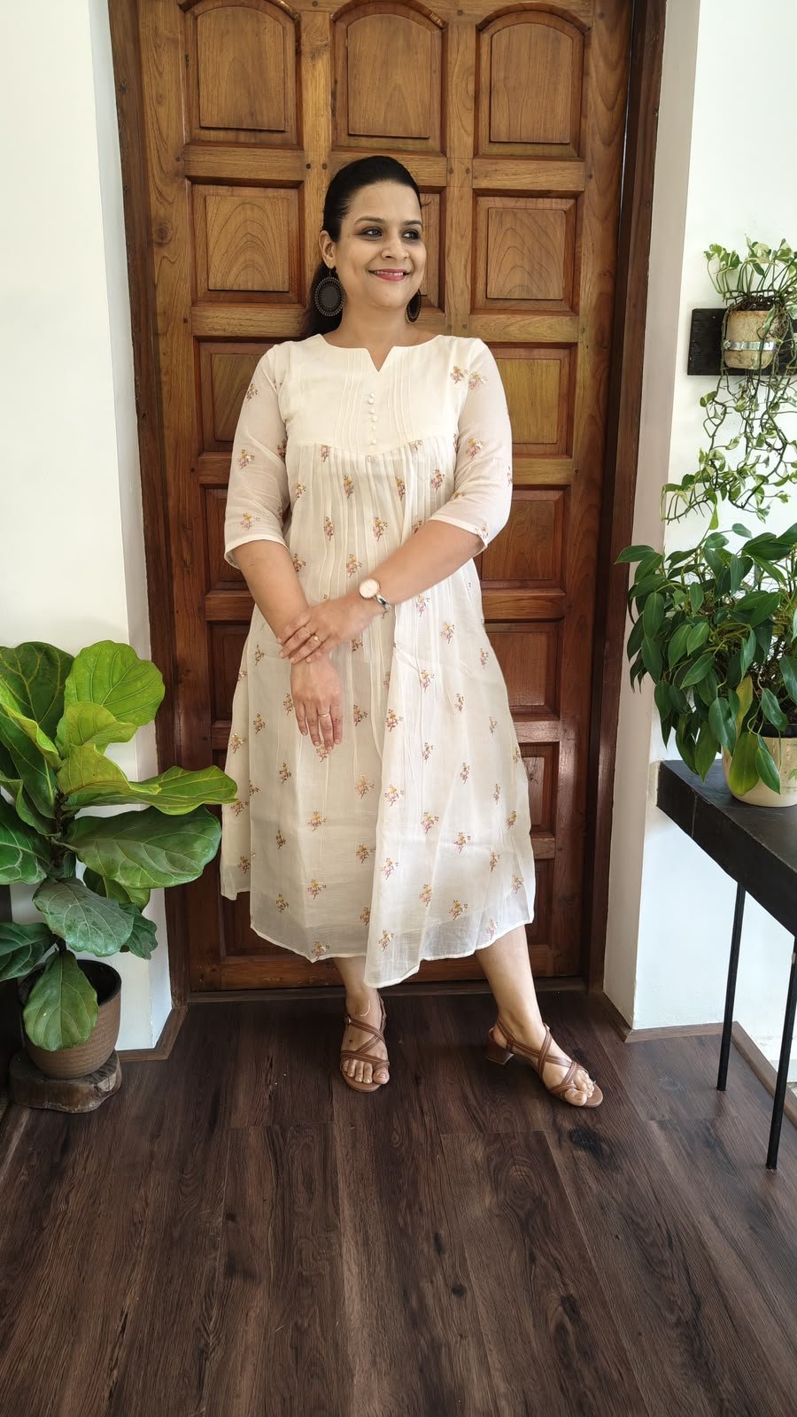 Elegant Mul Chanderi Cotton Kurti with Embroidery - Image 3